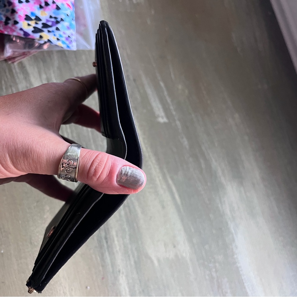 Tory Burch- MCGRAW BI-FOLD WALLET - Picture 2 of 4